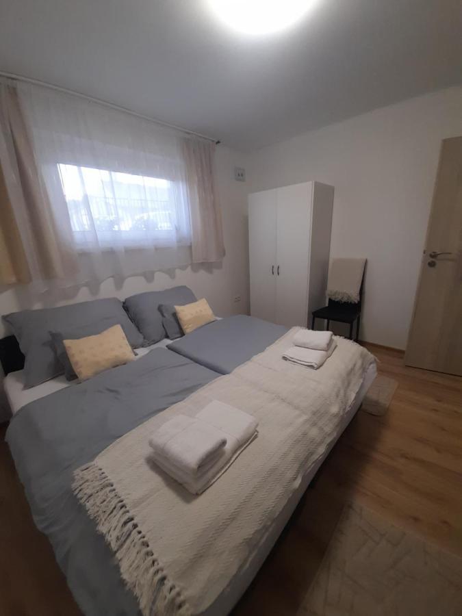 Opal Apartman Apartment Nyiregyhaza Bagian luar foto